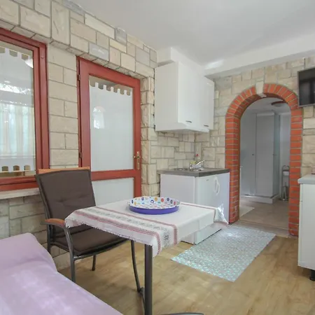 Rafi One Apartment *